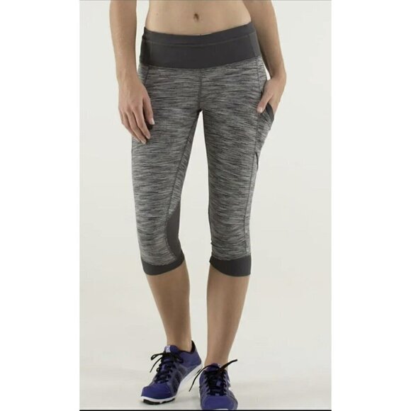 LULULEMON Crop pants leggings size 8 black gray Run For Fun athletic wear - Picture 5 of 16